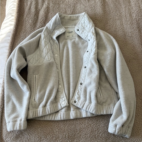 Abercrombie & Fitch Jacket Size Small in Cream - Picture 1 of 4
